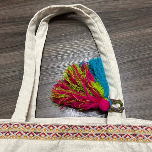 MAGID Color Tassel bag beach bag embroidered mirror cotton toe bag - Picture 8 of 10